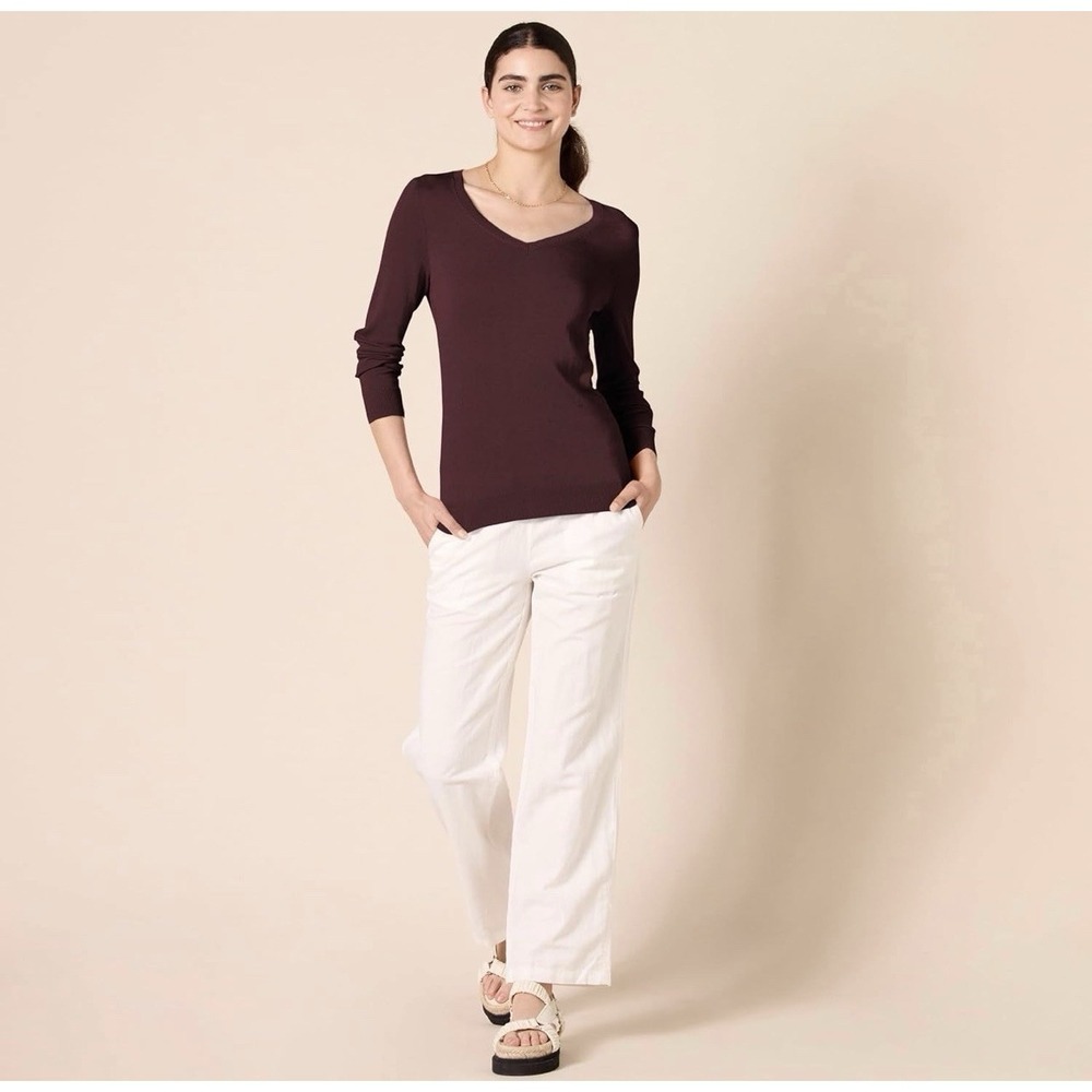NEW V-Neck Sweater Amazon Essentials Women's Lightweight Size XL Burgundy